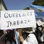 EL Gobierno no consigue crear confianza y sigue la fuga de depósitos en dólares