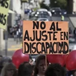 Vecinos de Corrientes repudiaron y echaron a Karina Milei y Martín Menem
