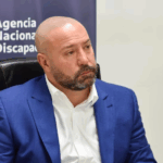 Choque y vuelco en Villa Crespo: un auto impactó contra ocho motos estacionadas