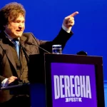 Una encuesta asegura que Axel Kicillof supera a Javier Milei en imagen positiva