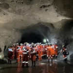 Alerta en Rusia: un volcán entró en erupción tras 450 años, en la misma zona del terremoto