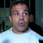 El tuit de Adorni sobre la compra de un medicamento que desató una ola de memes