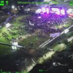 Una patota de encapuchados entró al acto de Milei con la complicidad de la policía