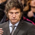 Pese a la firma del swap, el dólar vuelve a presionar el techo de la banda