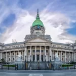 El Gobierno anunció otra baja de retenciones, pero el campo pide más