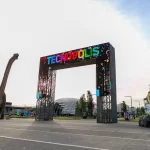 Milei sobre la elección de Kast en Chile: «Es una enorme alegría el aplastante triunfo de mi amigo»