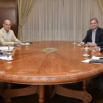 Trump confirmó que viajará a Venezuela y levantó las sanciones petroleras