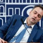 Insólito: Adorni declaró que dos monotributistas le prestaron millones para comprar una casa