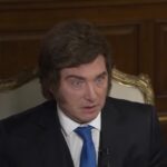 El pogo viral de Mauricio Macri en el casamiento de su sobrino con Emily Lucius