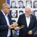 El biógrafo de Milei pidió la renuncia de Adorni: «Es un hombre muerto»
