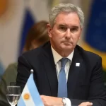 Kicillof inicia su gestión en el PJ bonaerense con una convocatoria a una movilización