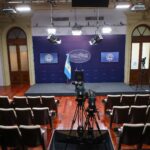 Adorni negó censura al periodismo y volvió a esquivar preguntas sobre incremento patrimonial