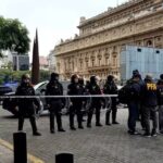 Lejos de las predicciones del Gobierno, el consumo masivo volvió a caer en abril