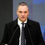 Grupo Neuss: de vender gaseosas a quedarse con la Hidrovía de la mano de Santiago Caputo
