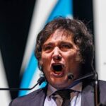 El Gobierno firmó la polémica concesión de la Hidrovía y completó la privatización