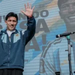 Se quejó de los raperos en el subte y el comediante lo ubicó: «Ministro de Igualdad»