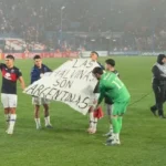 La campaña antiargentina en Uruguay: cantos, burlas y disparos contra hinchas de Tigre