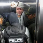 Hallan granja de bots, dólares y euros en un domicilio de Cerimedo