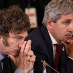 Chau celulares en clase: el Nacional Buenos Aires prohibió los teléfonos y puede sancionar a los alumnos