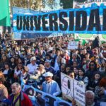 “La Patria no se vende”: estudiantes escracharon a un juez de la Corte en la Facultad de Derecho de la UBA